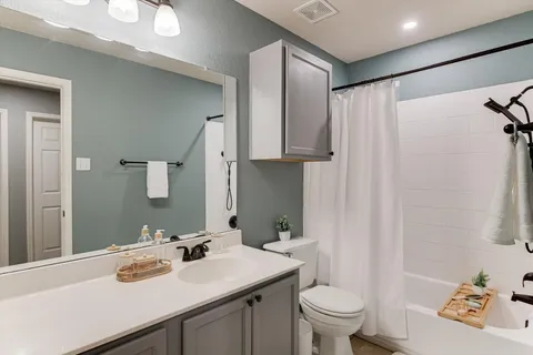 $339,500 | 310 Baldwin Street, Hutto, TX 78634