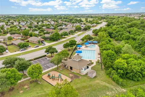 $339,500 | 310 Baldwin Street, Hutto, TX 78634