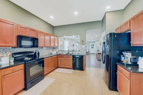 $339,500 | 310 Baldwin Street, Hutto, TX 78634