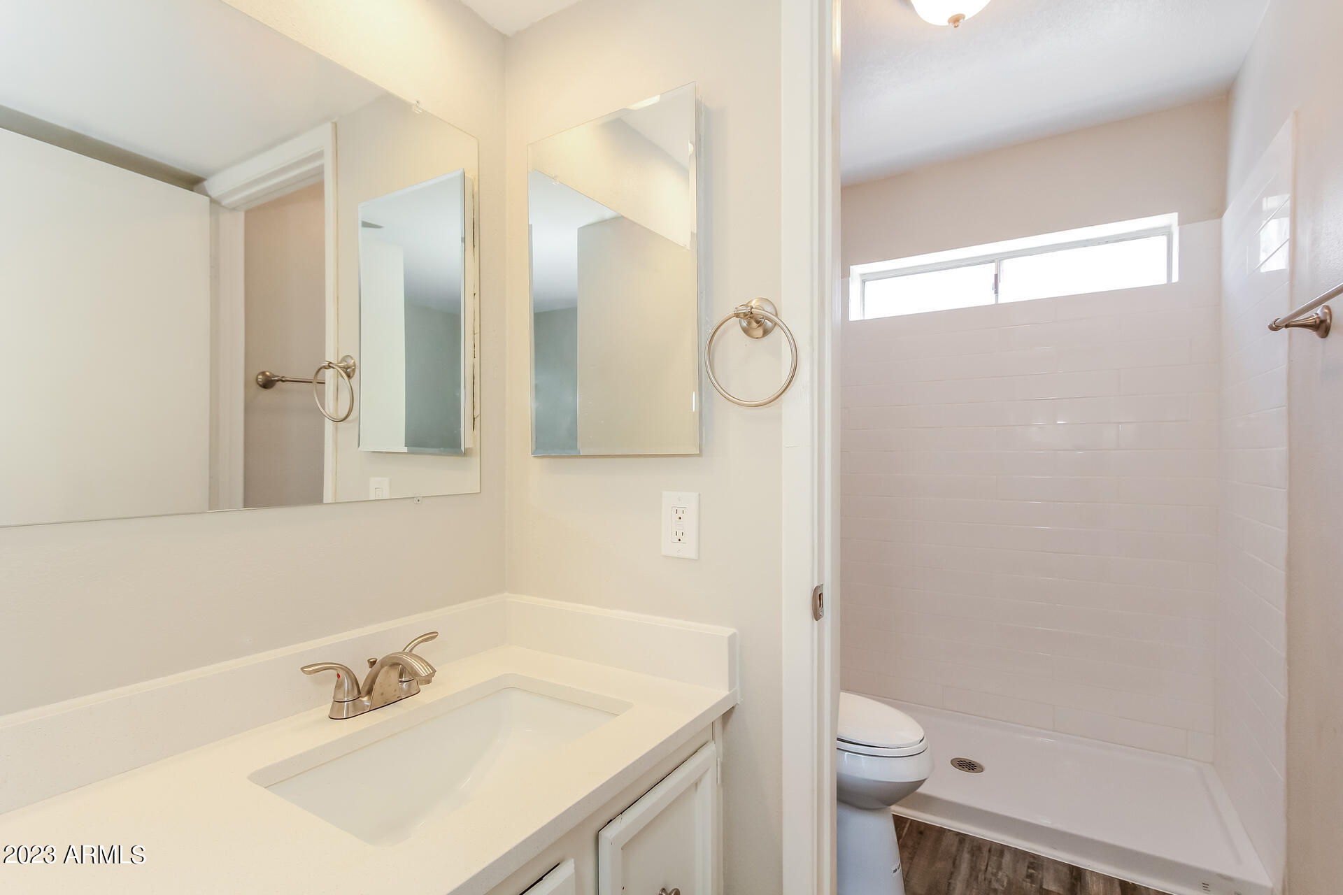 6127 West Nancy Road Glendale, AZ 85306 - Photo 8 of 16 008-photo-primary-bathroom-11063628