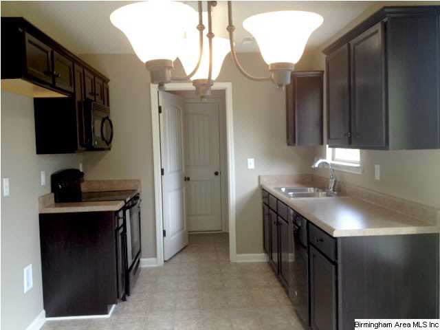 5370 Jean Ridge Lane Odenville, AL 35120 - Photo 3 of 6