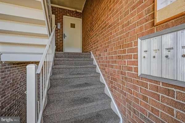 $179,900 | 5420 Valley Green Drive, Unit C4, Wilmington, DE 19808