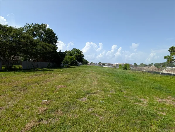 a view of a grassy field