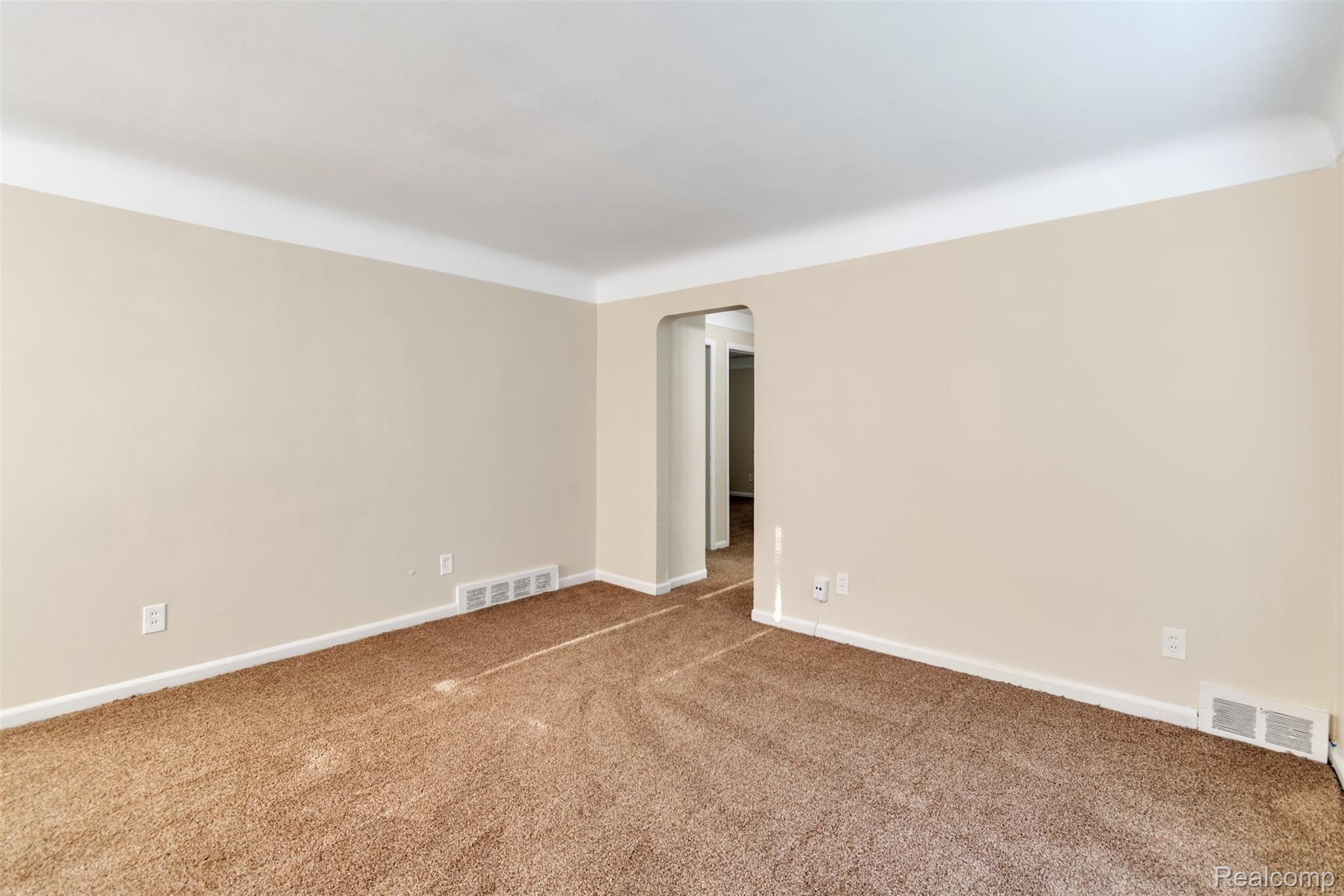 28205 Avondale Street Inkster, MI 48141 - Photo 7 of 26 Living Room