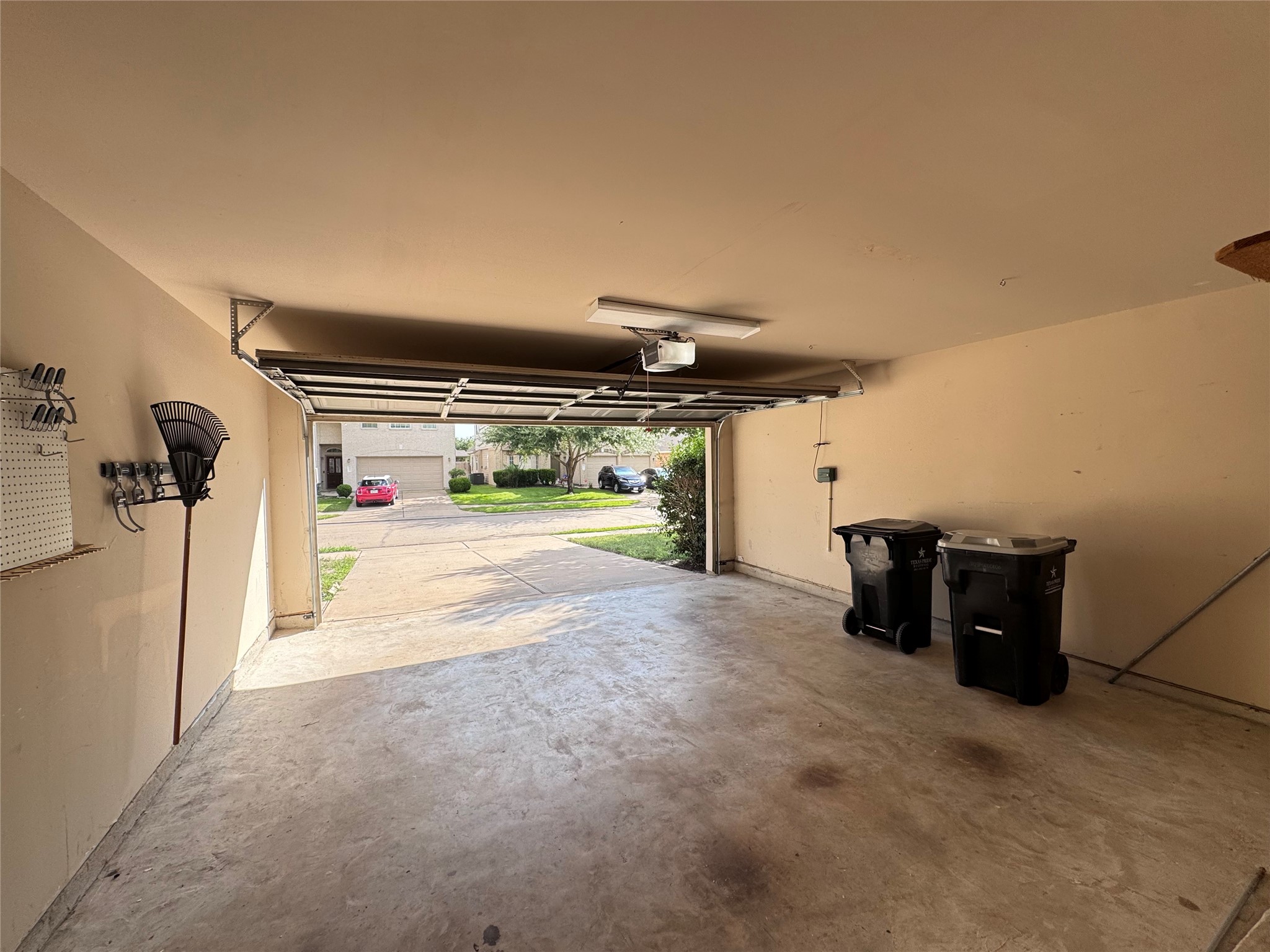 25210 Ginger Ranch Drive Katy, TX 77494 - Photo 26 of 26 Garage