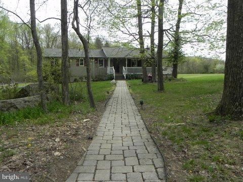 2145 Mt Hope Road Fairfield, PA 17320 - Photo 3 of 24