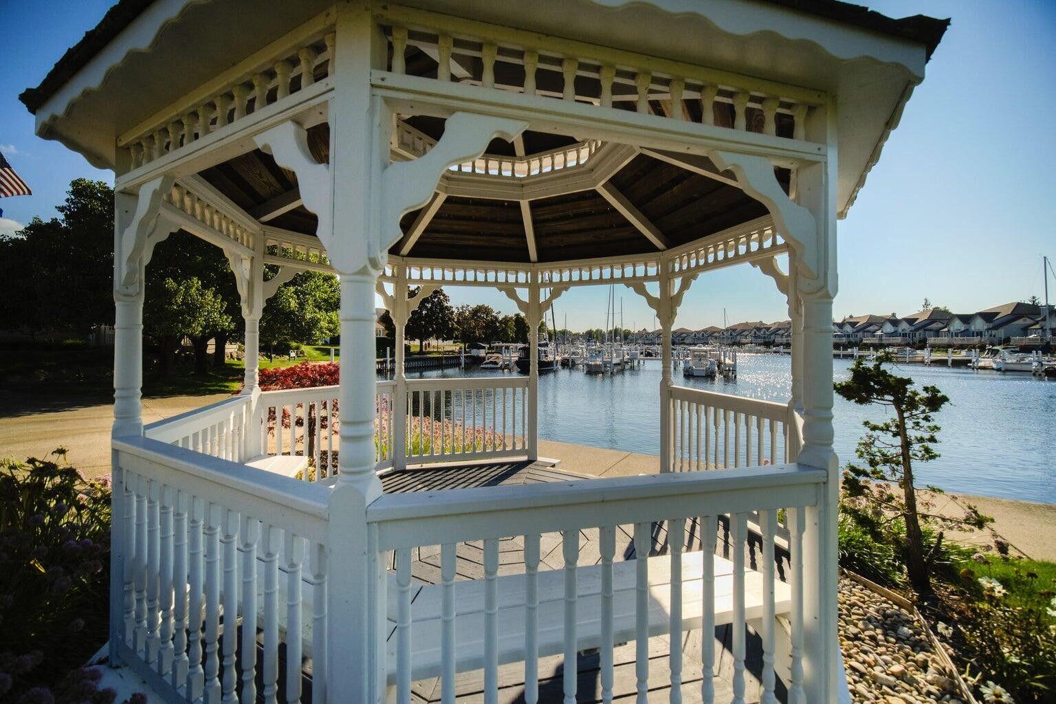 35 Brookharbor North Manistee, MI 49660 - Photo 27 of 33 27