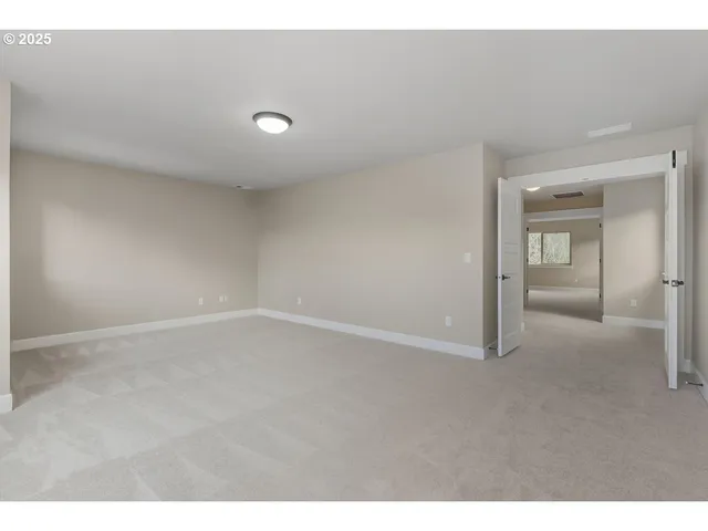 $715,000 | 8070 Southwest 195th Avenue, Beaverton, OR 97007