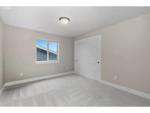 $715,000 | 8070 Southwest 195th Avenue, Beaverton, OR 97007