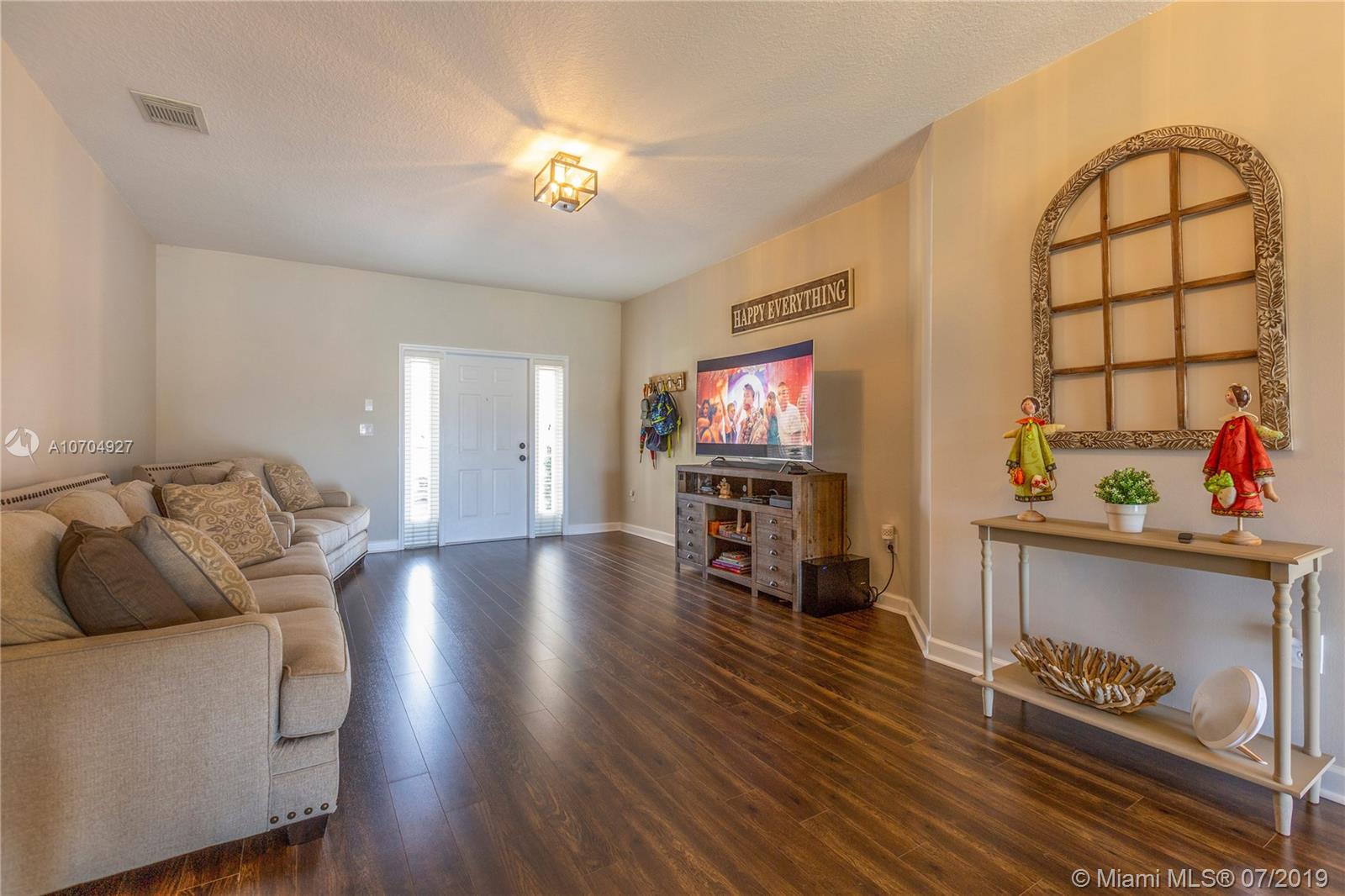 13563 Southwest 124th Avenue Road Miami, FL 33186 - Photo 2 of 18