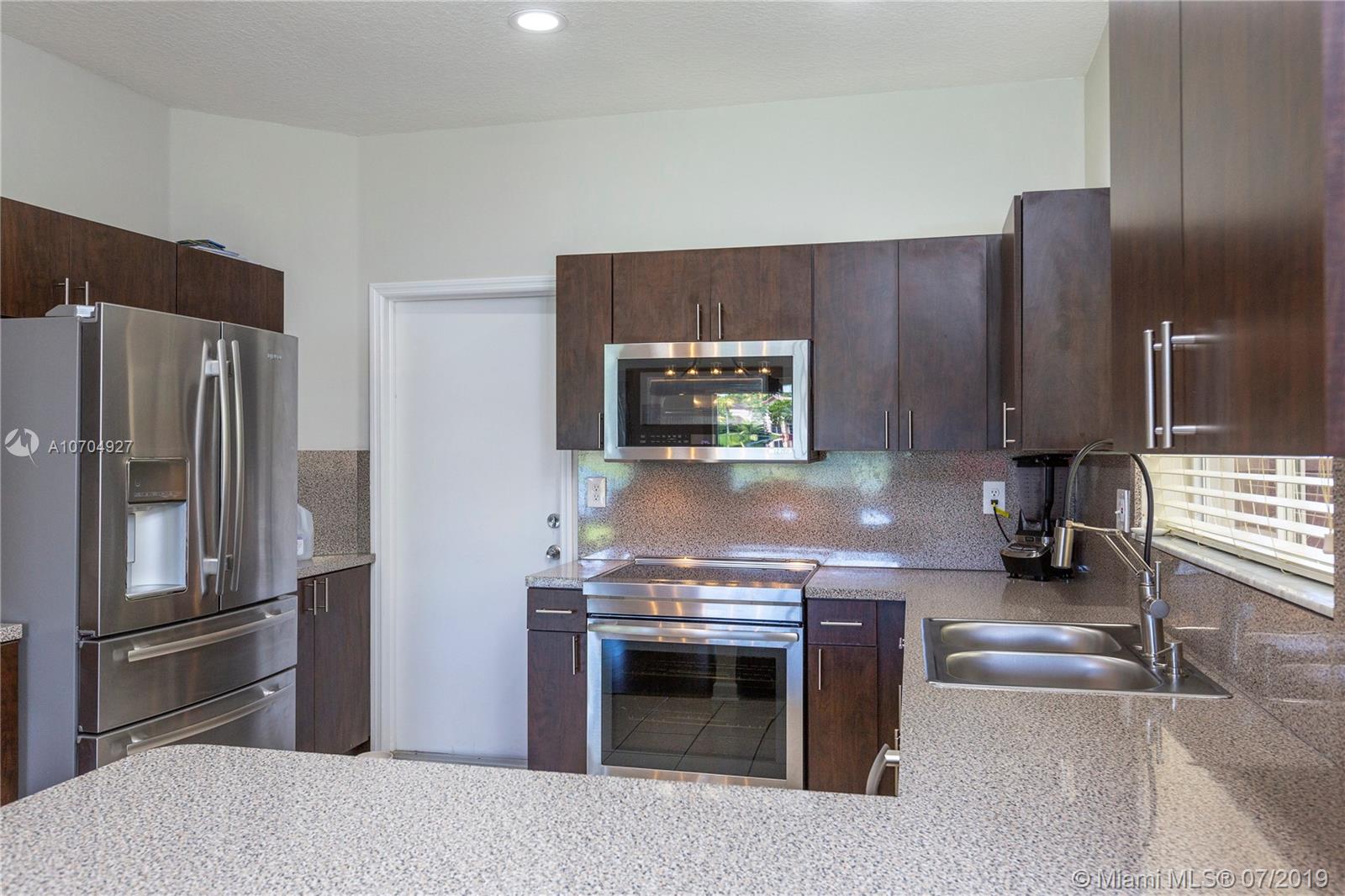 13563 Southwest 124th Avenue Road Miami, FL 33186 - Photo 5 of 18
