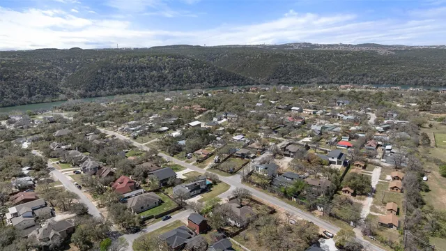 $4,500 | 1017 South Quinlan Park Road, Austin, TX 78732