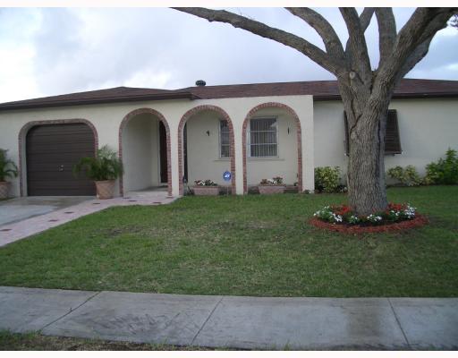 4899 Alfresco Street Boca Raton, FL 33428 - Photo 1 of 3 Primary Photo