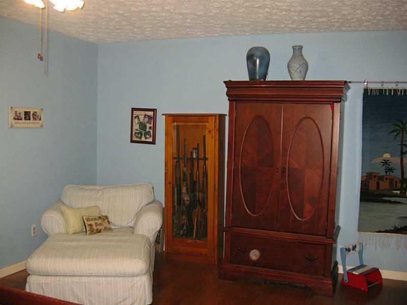 9987 Hassetown Road Morgantown, IN 46160 - Photo 13 of 23 Gallery Image 13
