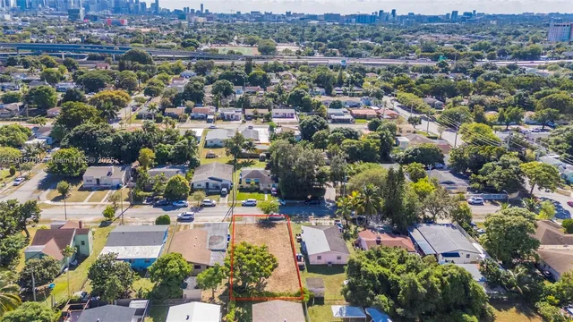 $319,900 | 915 Northwest 44th Street, Miami, FL 33127