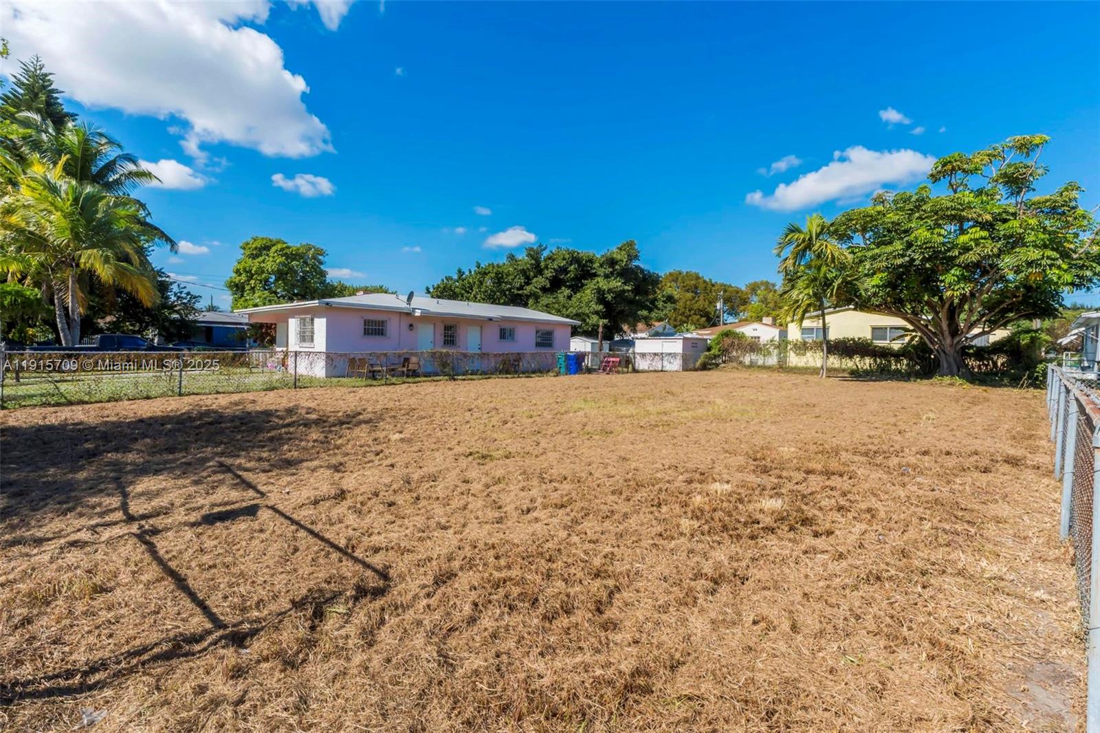 915 Northwest 44th Street Miami, FL 33127 - Photo 3 of 36