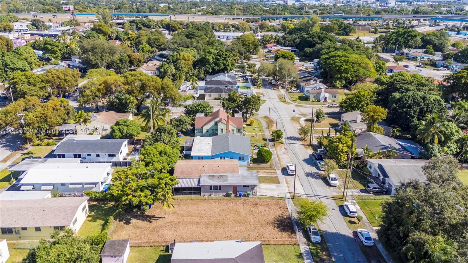 915 Northwest 44th Street Miami, FL 33127 - Photo 35 of 36