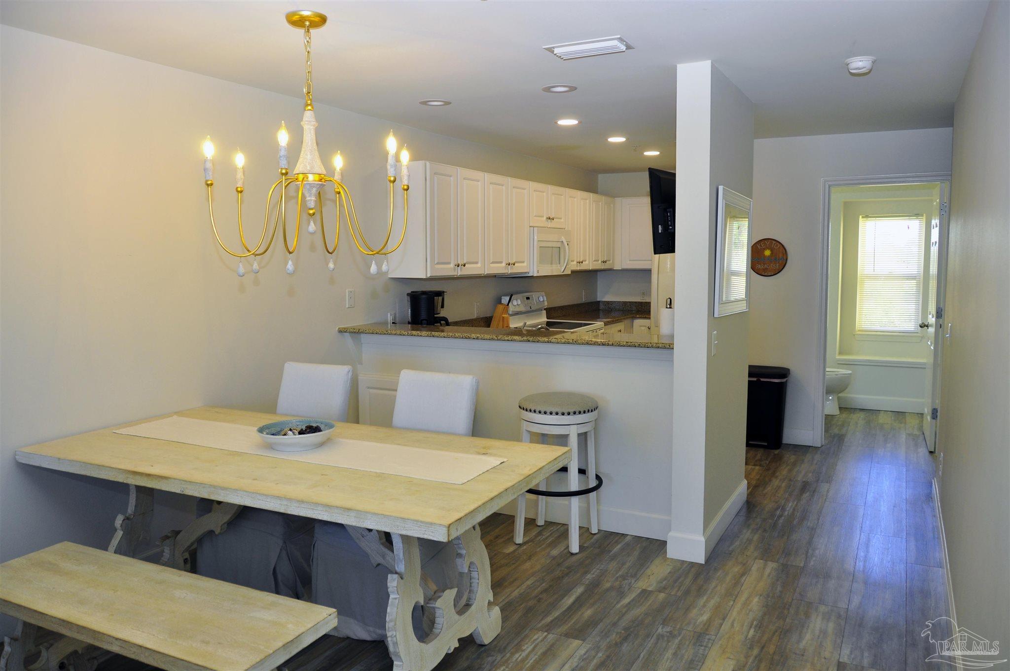 16068 Innerarity Point Road Pensacola, FL 32507 - Photo 12 of 44 Gallery Image 12