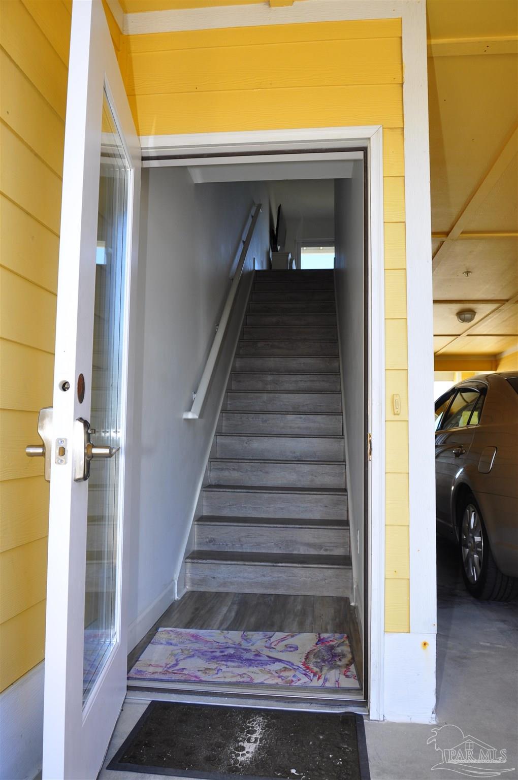 16068 Innerarity Point Road Pensacola, FL 32507 - Photo 8 of 44 Gallery Image 8