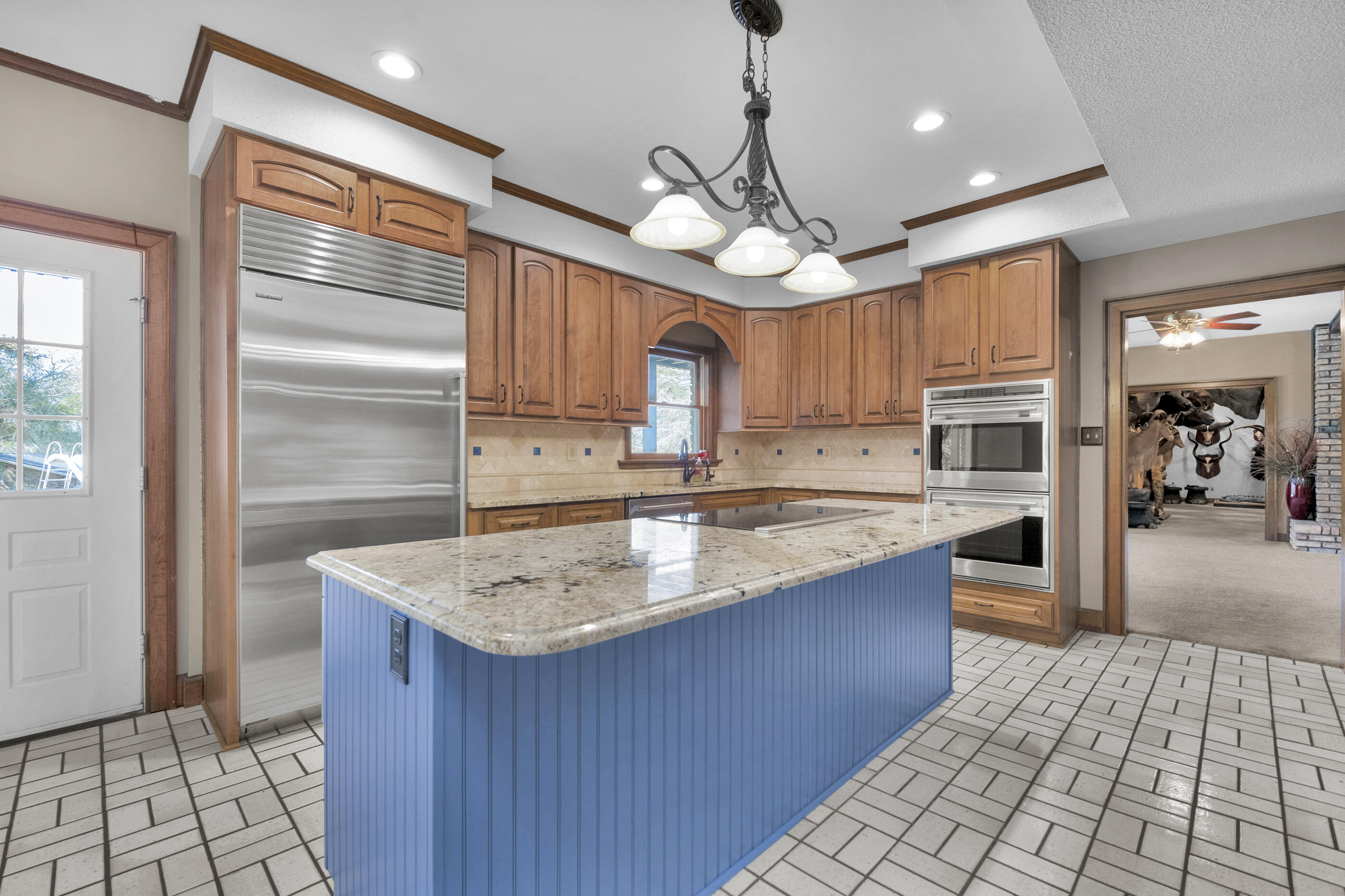 1 Lindley Road Crestview, FL 32536 - Photo 4 of 80 a kitchen with stainless steel appliances granite countertop a sink stove and refrigerator