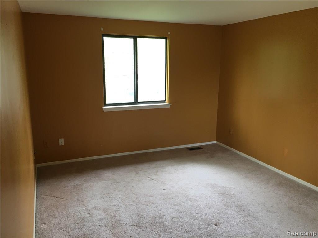 23197 Middlebelt Road, Unit 9 Farmington Hills, MI 48336 - Photo 15 of 19