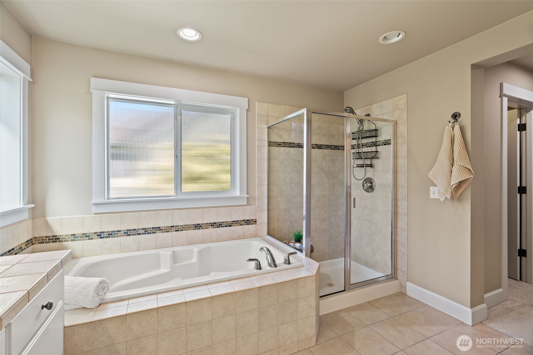 23504 9th Avenue Southeast Bothell, WA 98021 - Photo 30 of 38