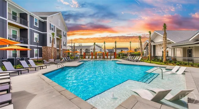 $1,774 | 1000 Chatham Center S Drive, Unit B1, Savannah, GA 31405