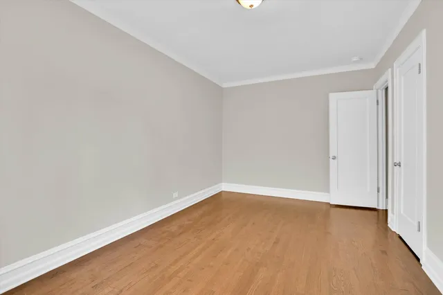 $134,900 | 2213 East 68th Street, Unit 1E, Chicago, IL 60649