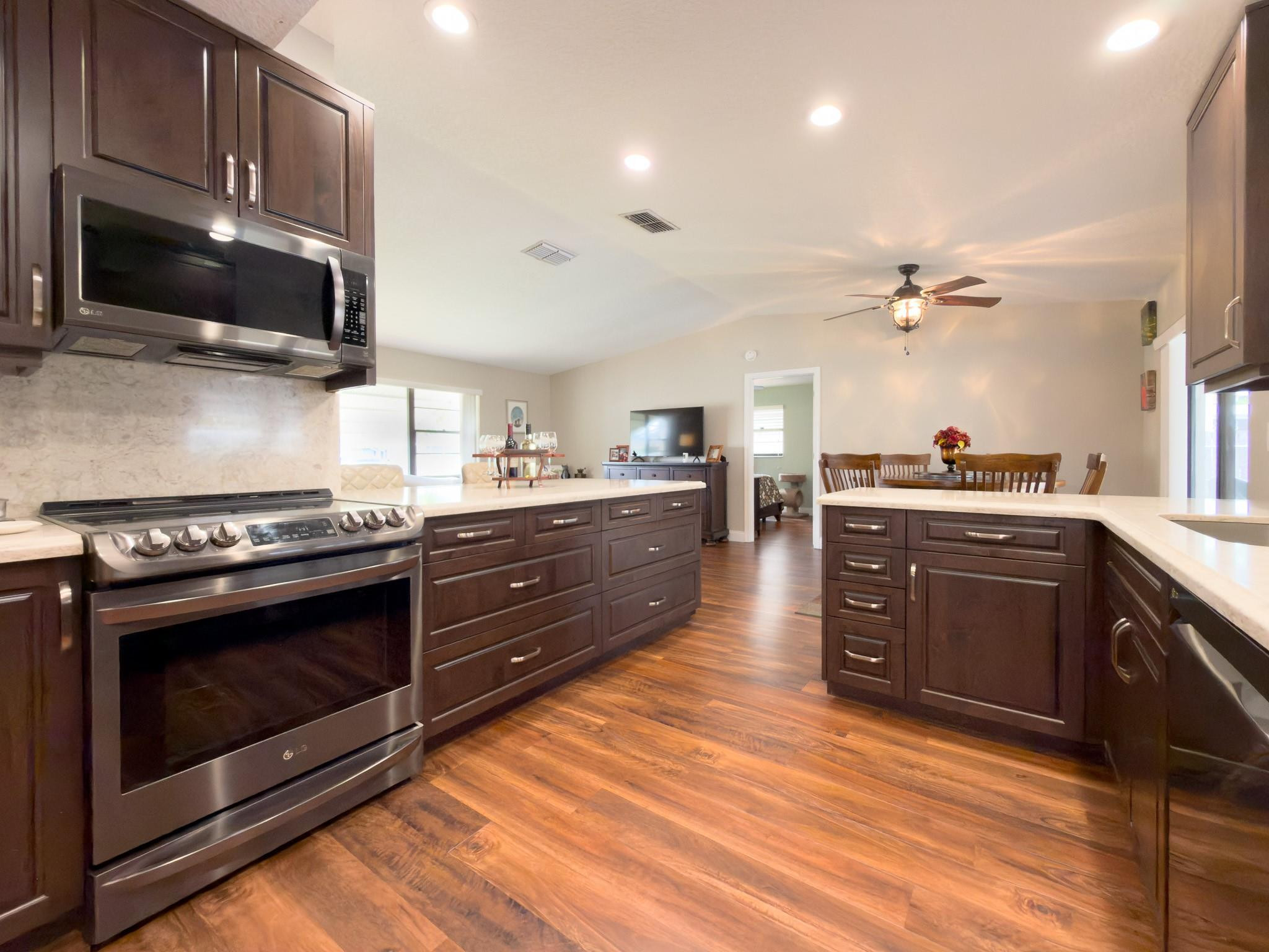 4941 Southwest 10th Street Margate, FL 33068 - Photo 9 of 56 Kitchen