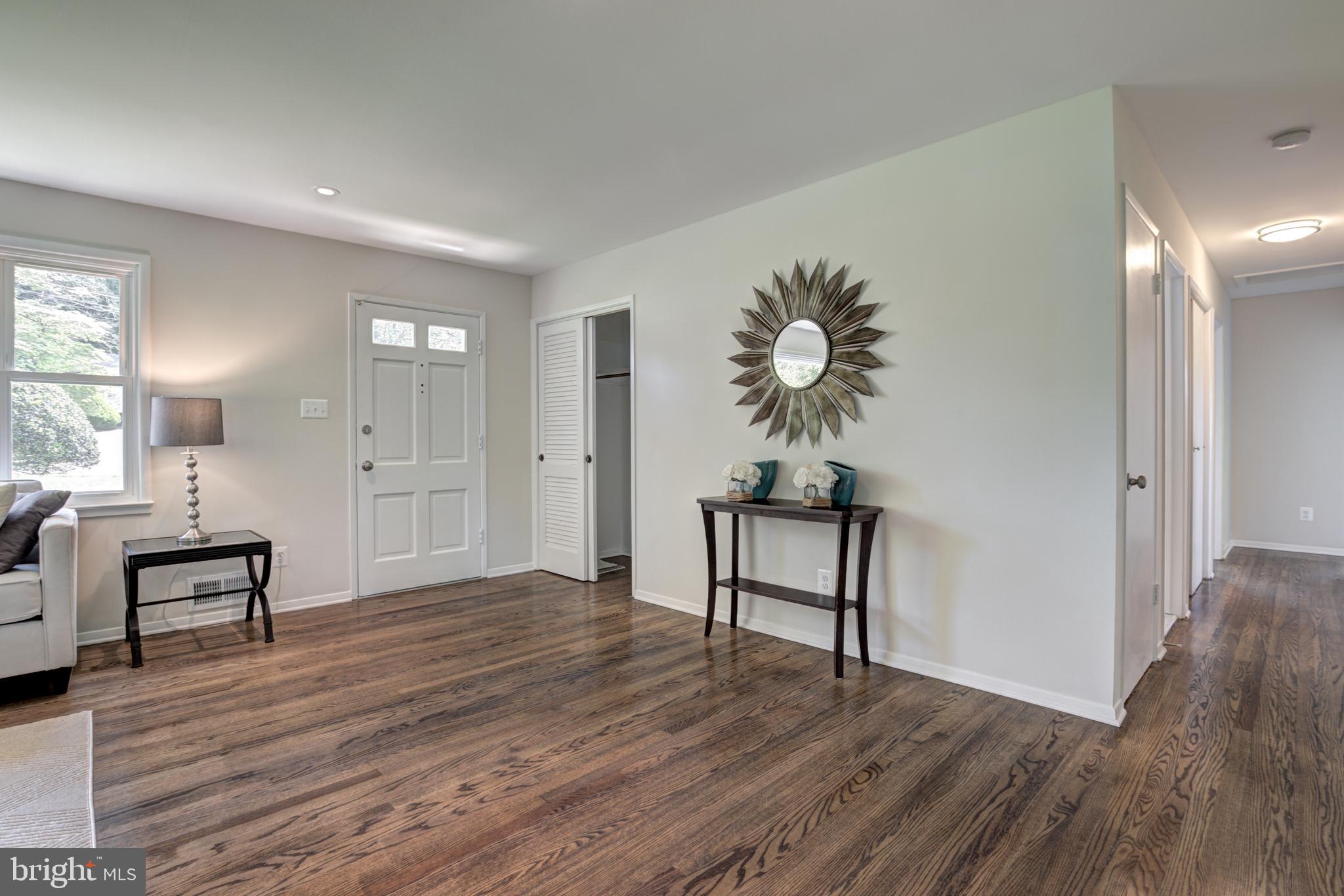 5302 Kepler Lane Springfield, VA 22151 - Photo 4 of 45