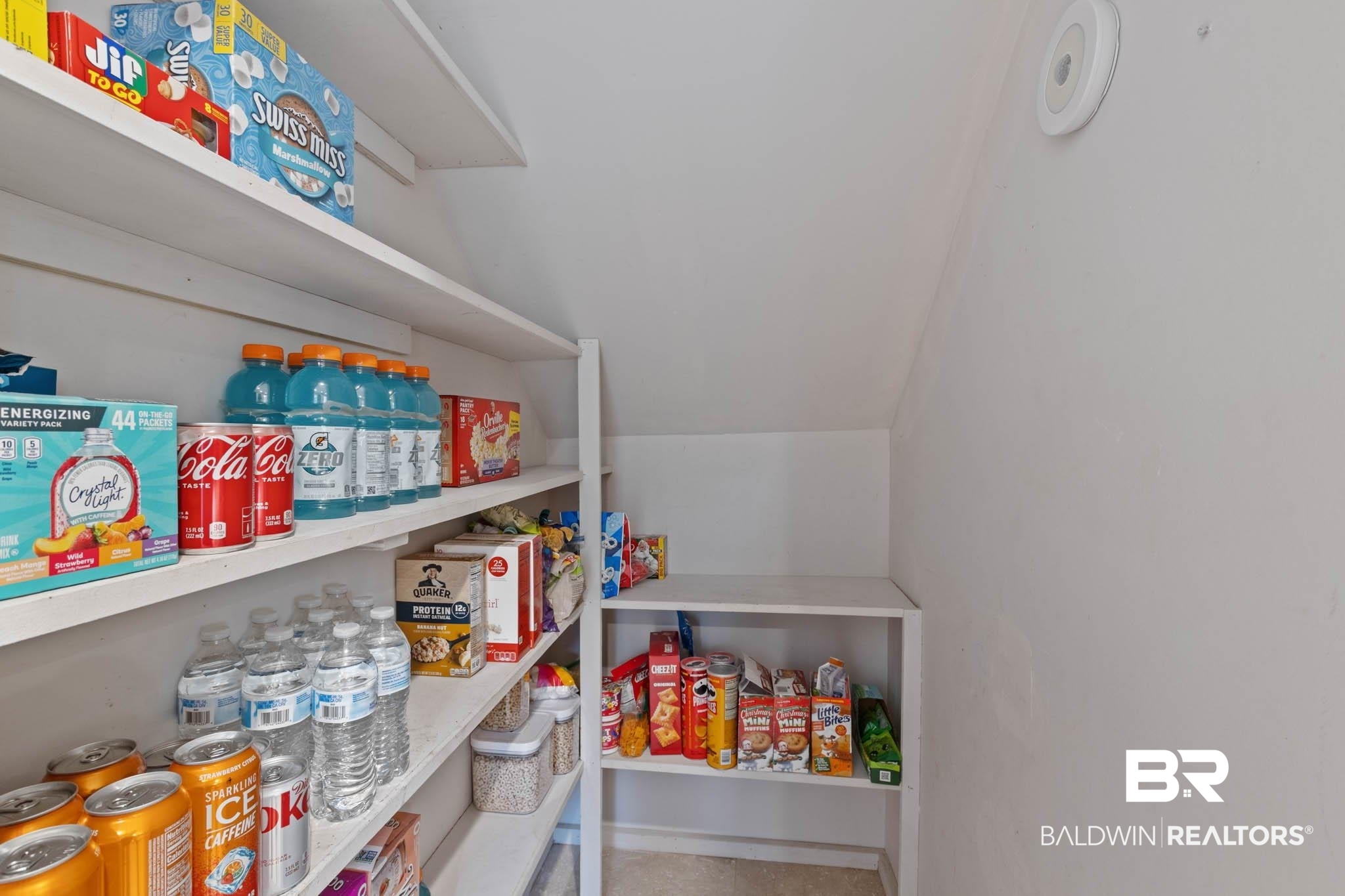 608 Southern Way Daphne, AL 36527 - Photo 11 of 35 View of pantry