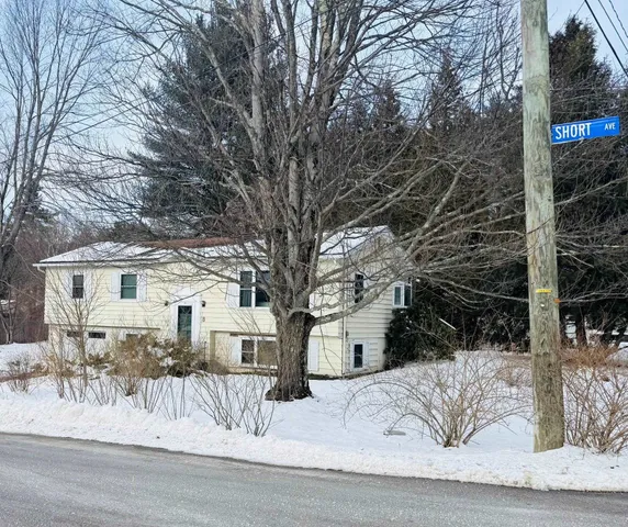 $425,000 | 8 Short Avenue, Hooksett, NH 03106