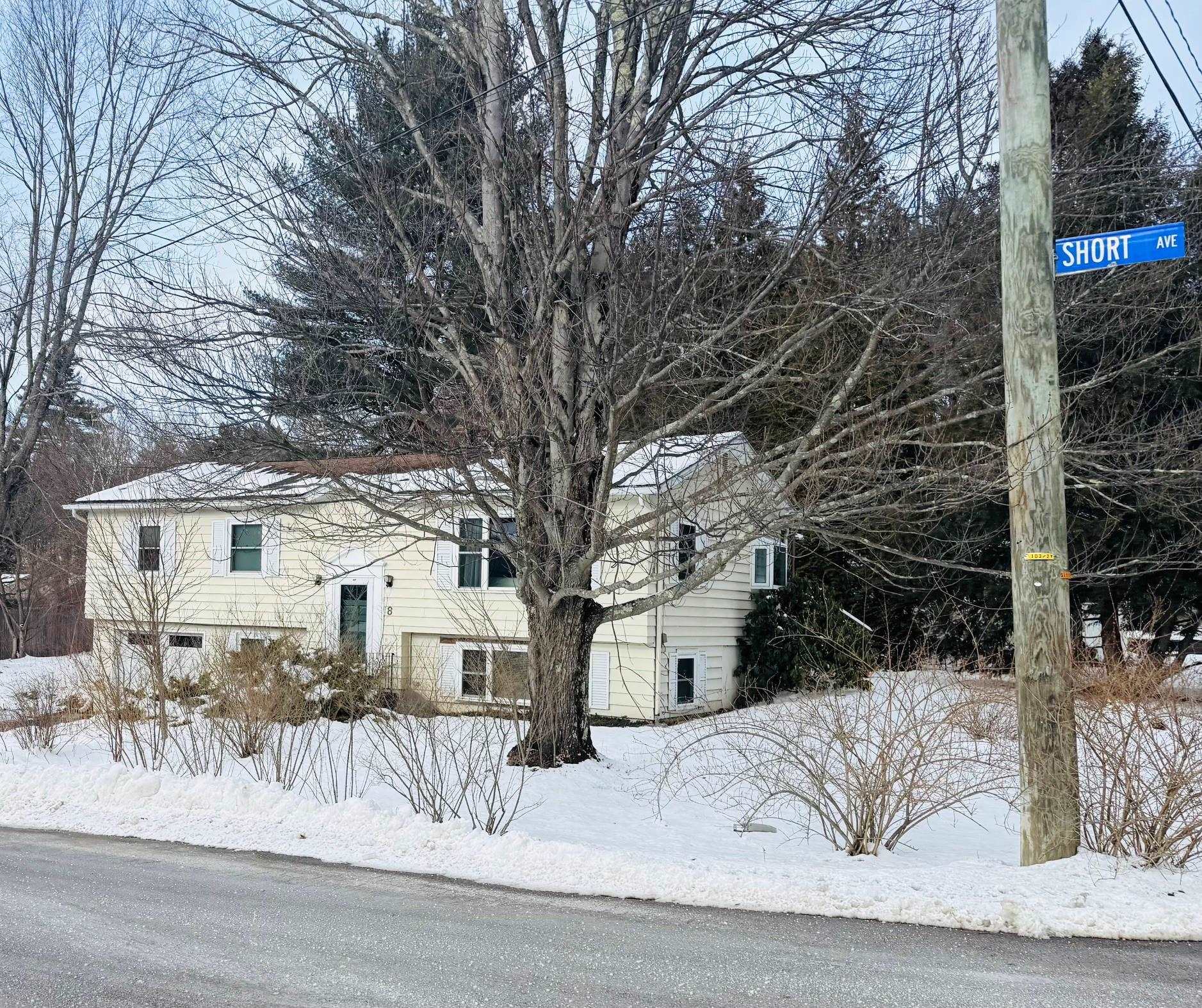 8 Short Avenue Hooksett, NH 03106 - Photo 2 of 3