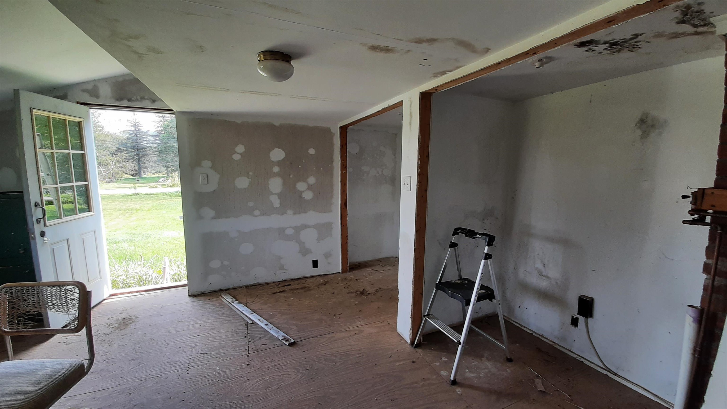 1691 Summit Road Mount Holly, VT 05758 - Photo 6 of 26 Gallery Image 6
