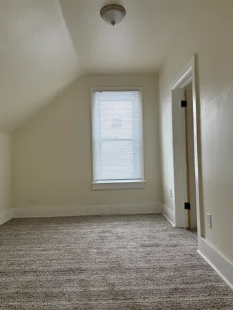 $164,900 | 104 Lake Street, Marinette, WI 54143