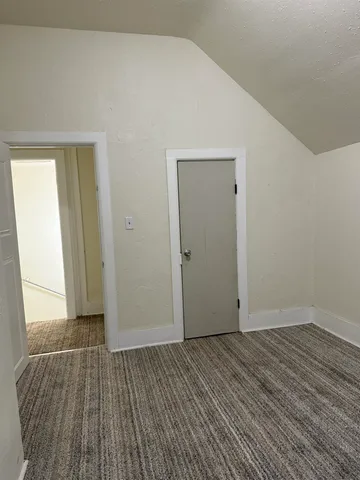 $174,900 | 104 Lake Street, Marinette, WI 54143