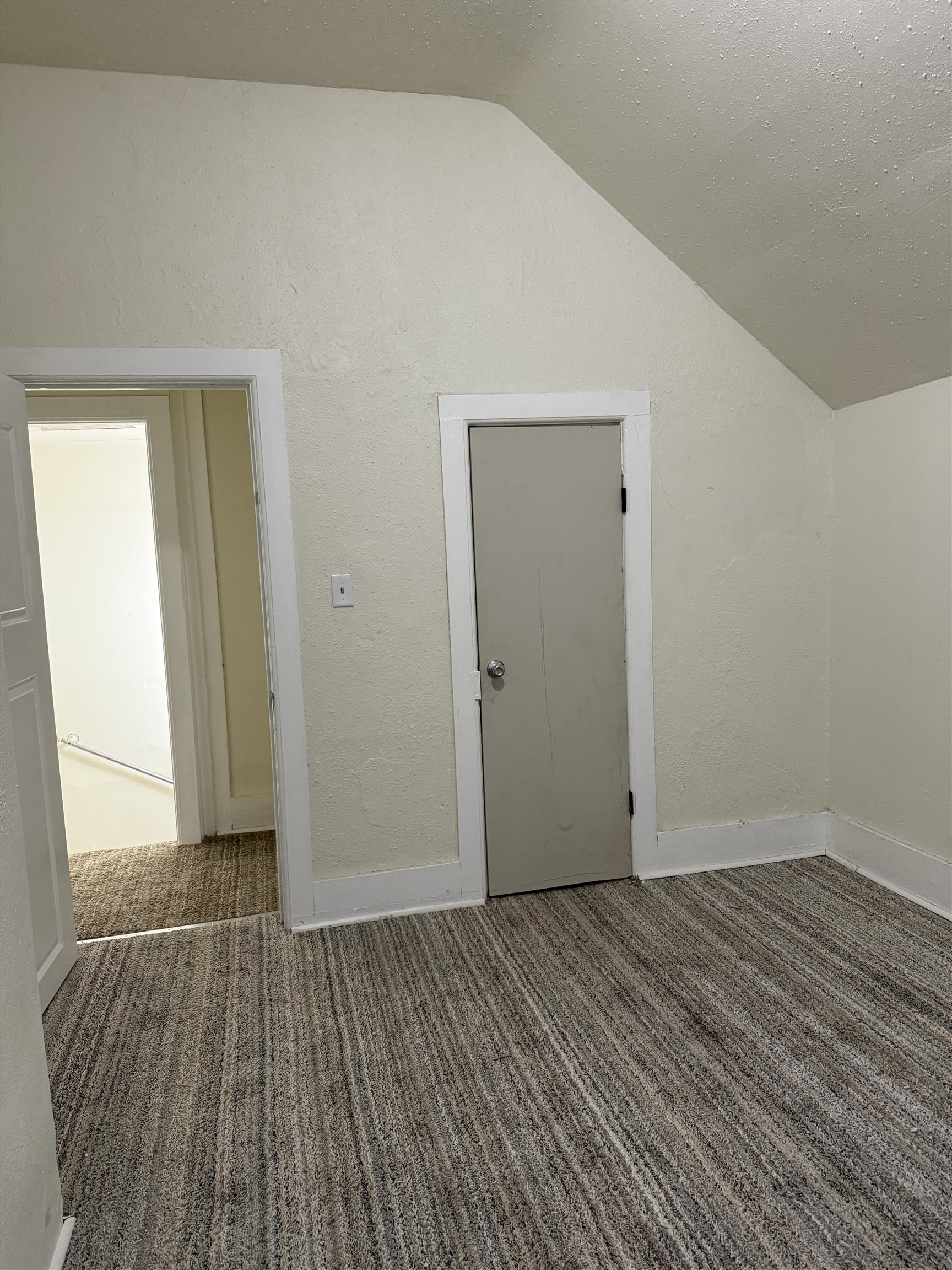 104 Lake Street Marinette, WI 54143 - Photo 24 of 27