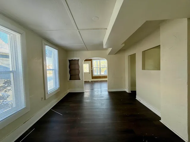 $174,900 | 104 Lake Street, Marinette, WI 54143