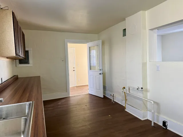 $174,900 | 104 Lake Street, Marinette, WI 54143