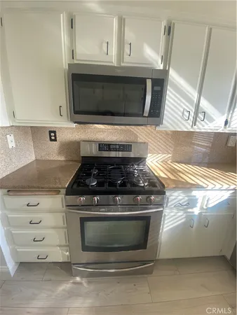 a close view of sink and tap