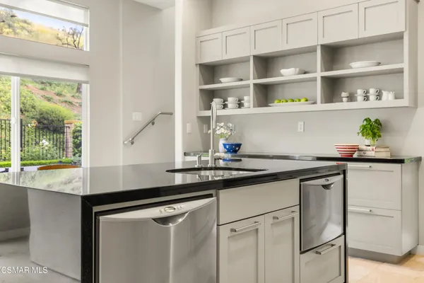 $1,589,000 | 3050 Eagles Claw Avenue, Thousand Oaks, CA 91362