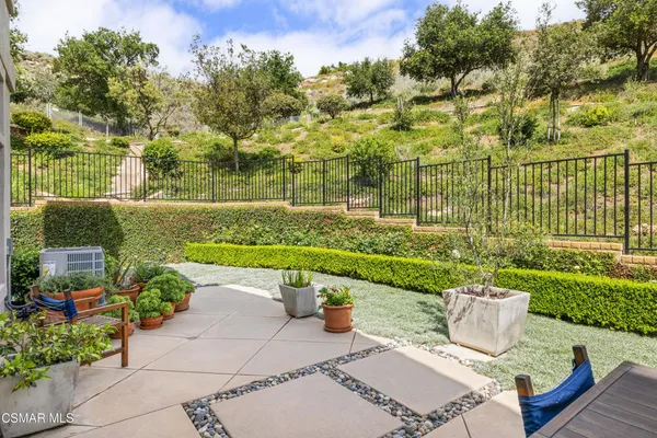 $1,589,000 | 3050 Eagles Claw Avenue, Thousand Oaks, CA 91362