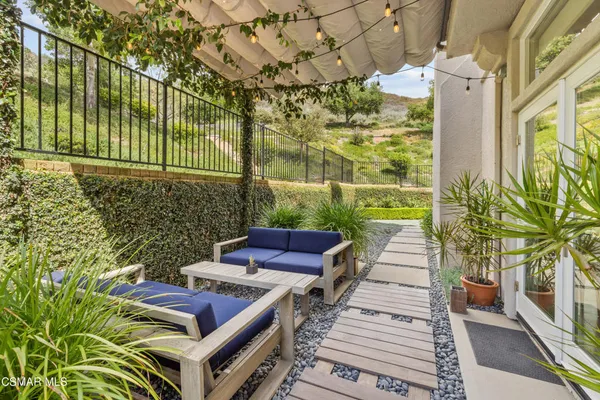 $1,589,000 | 3050 Eagles Claw Avenue, Thousand Oaks, CA 91362