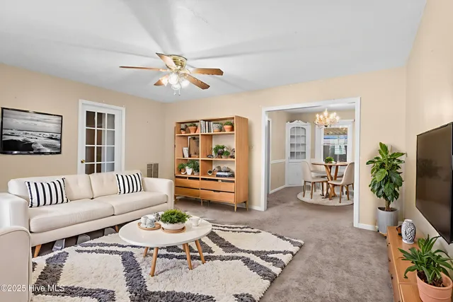 $284,000 | 117 Thomas Street, Beulaville, NC 28518