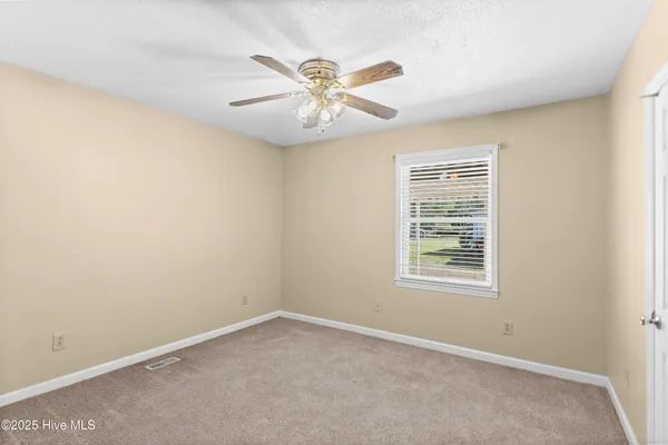 $249,900 | 117 Thomas Street, Beulaville, NC 28518