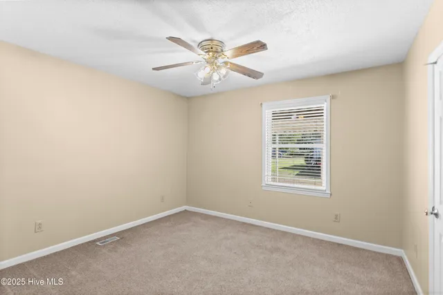 $284,000 | 117 Thomas Street, Beulaville, NC 28518