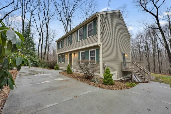 $639,900 | 32 Sibley Road, Sutton, MA 01590