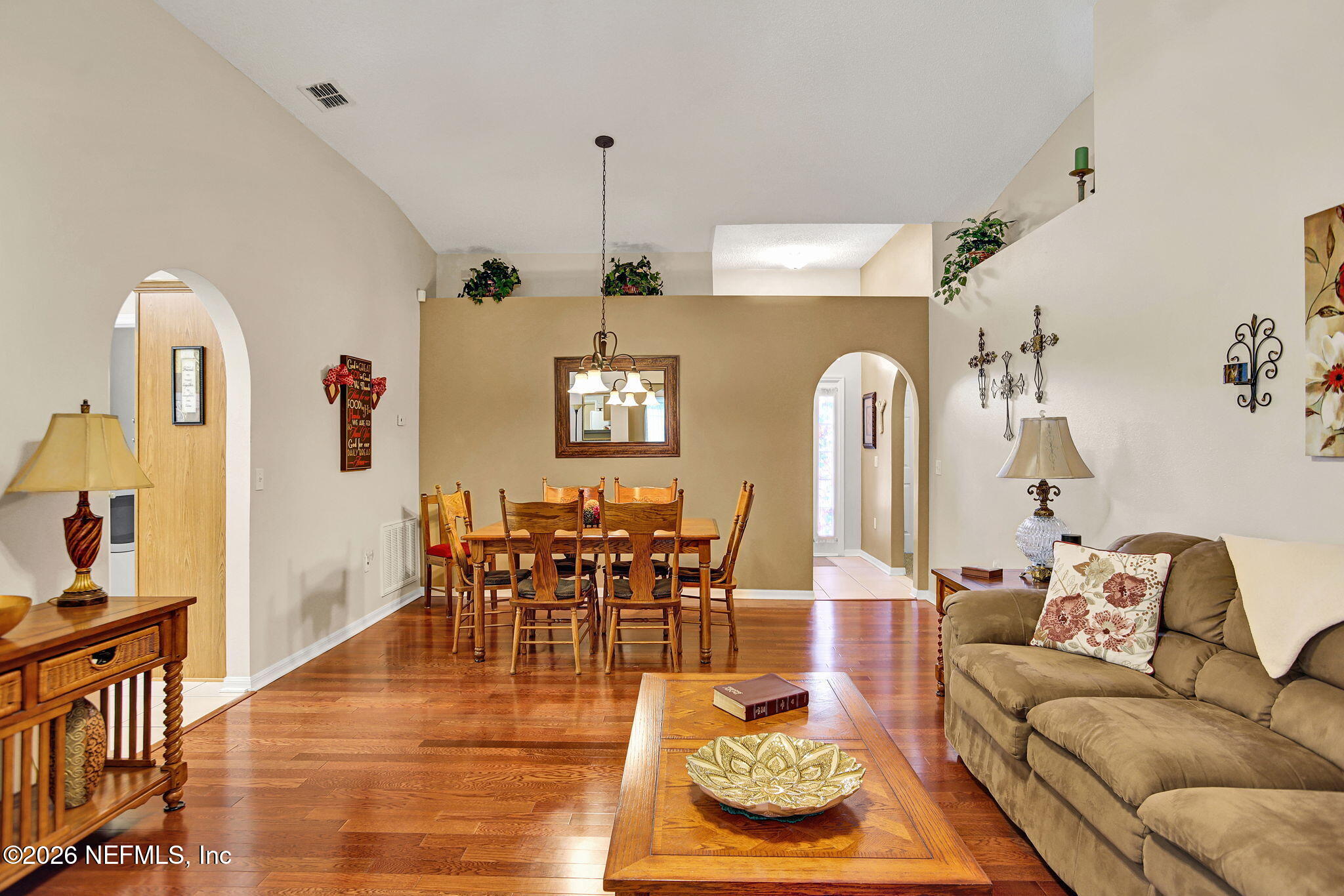 12396 Hickory Forest Road Jacksonville, FL 32226 - Photo 9 of 32 11-web-or-mls-IMG_0226