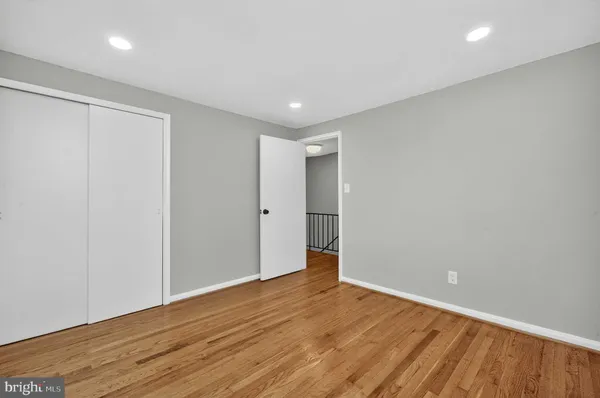 $3,775 | 8 Kennedy Street, Alexandria, VA 22305