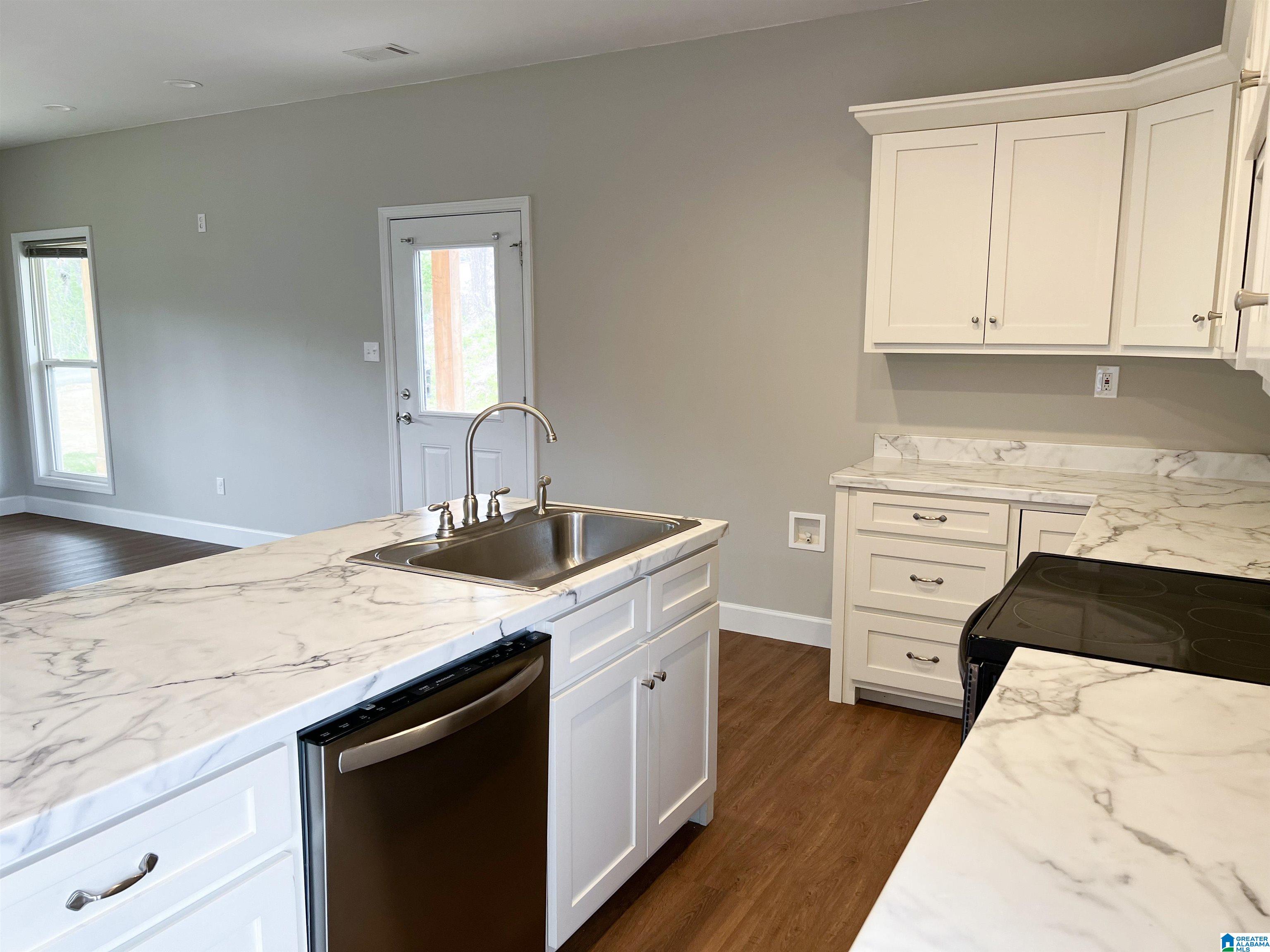 329 Southwest 2nd Street Roanoke, AL 36274 - Photo 16 of 43